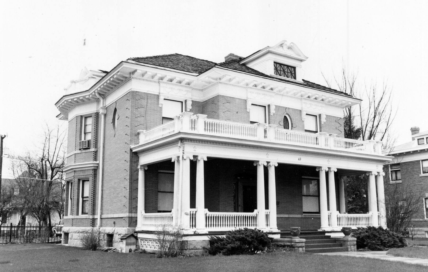 43 Yellowstone Ave.